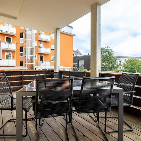 Апартаменты With Private Parking Lot