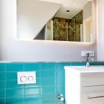 Appartement With Private Parking Lot *