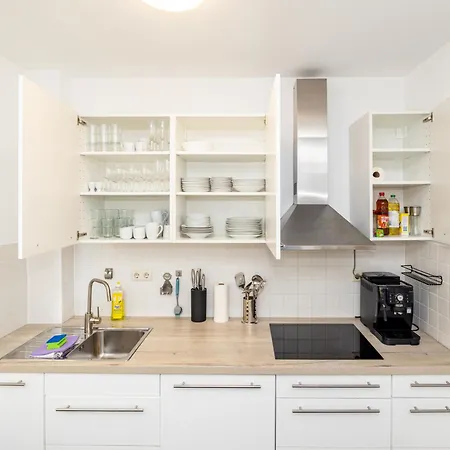 With Private Parking Lot Appartement *